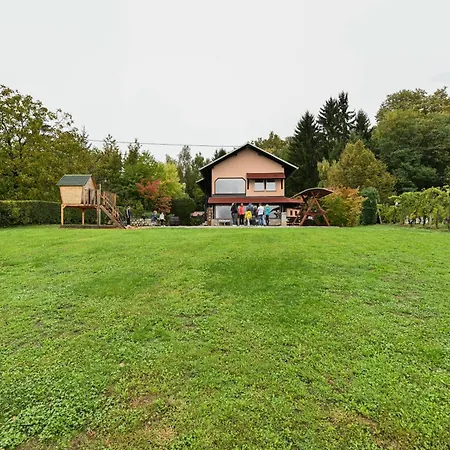 Apartment Pocitniska Hisa Parkfield Dragovan *