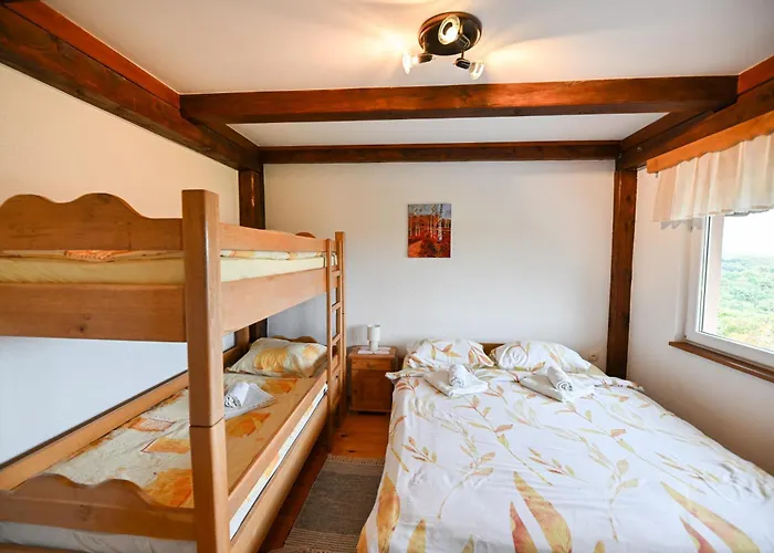 Pocitniska Hisa Parkfield Dragovan Apartamento *